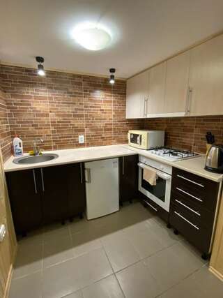 Апартаменты Kvartura z dvorukom Каменец-Подольский Апартаменты с 3 спальнями-17